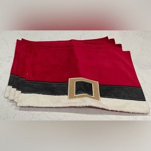 NWT St. Nicholas Square Red Santa Belt fabric placemats 13x18 Set of 4